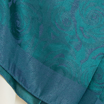 روسری نخ ابریشم ژاکارد لمه دار طرح گل رز RZGRM01